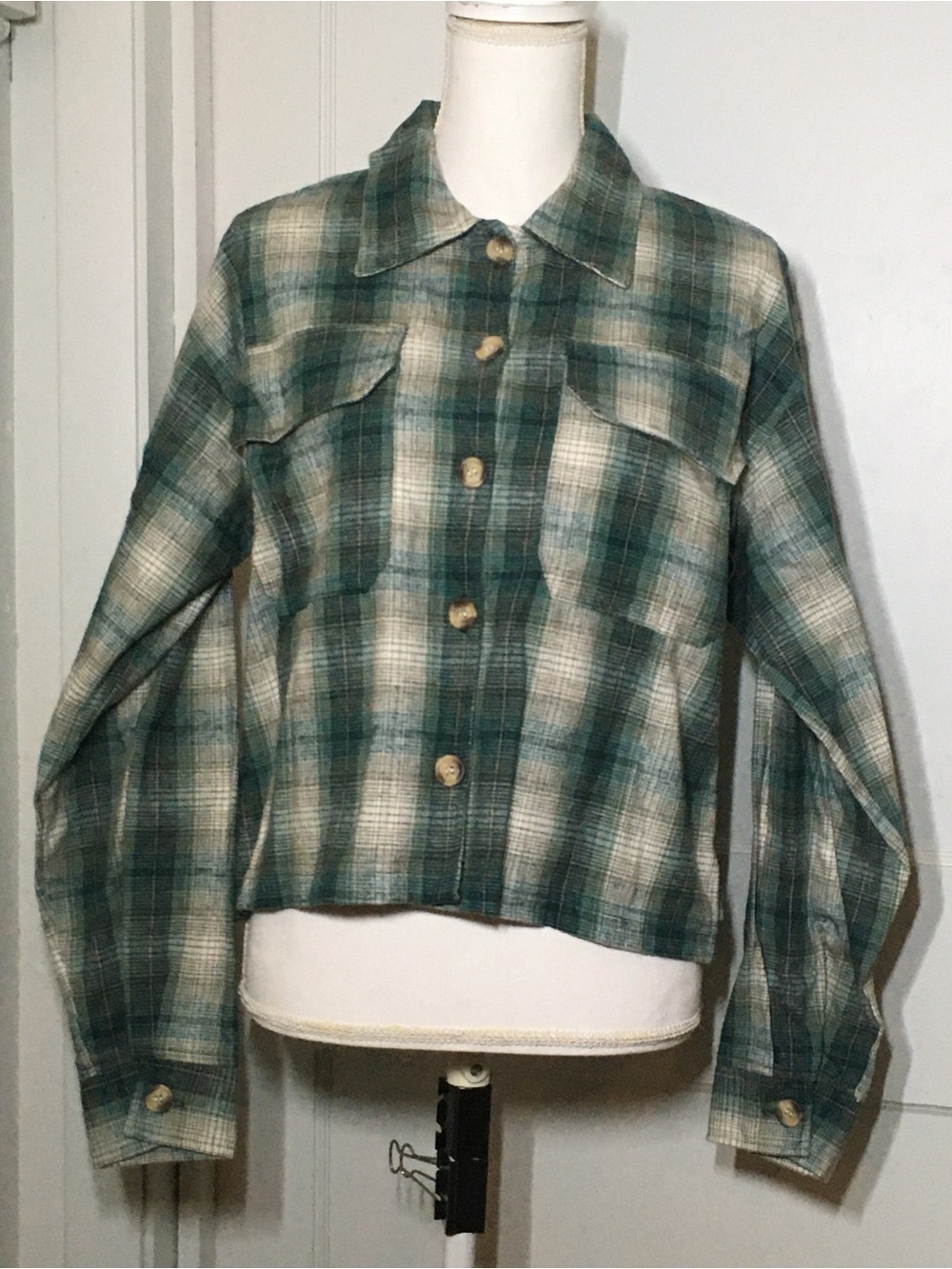 Urban Outfitters Green Plaid Button-Up Crop Shirt Jacket